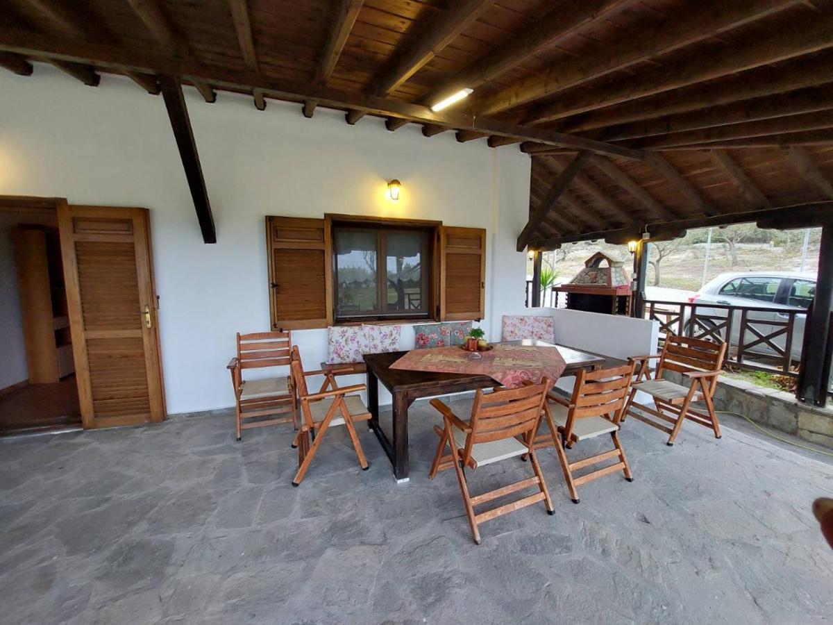 Villa Elli'S House Ierissós Esterno foto