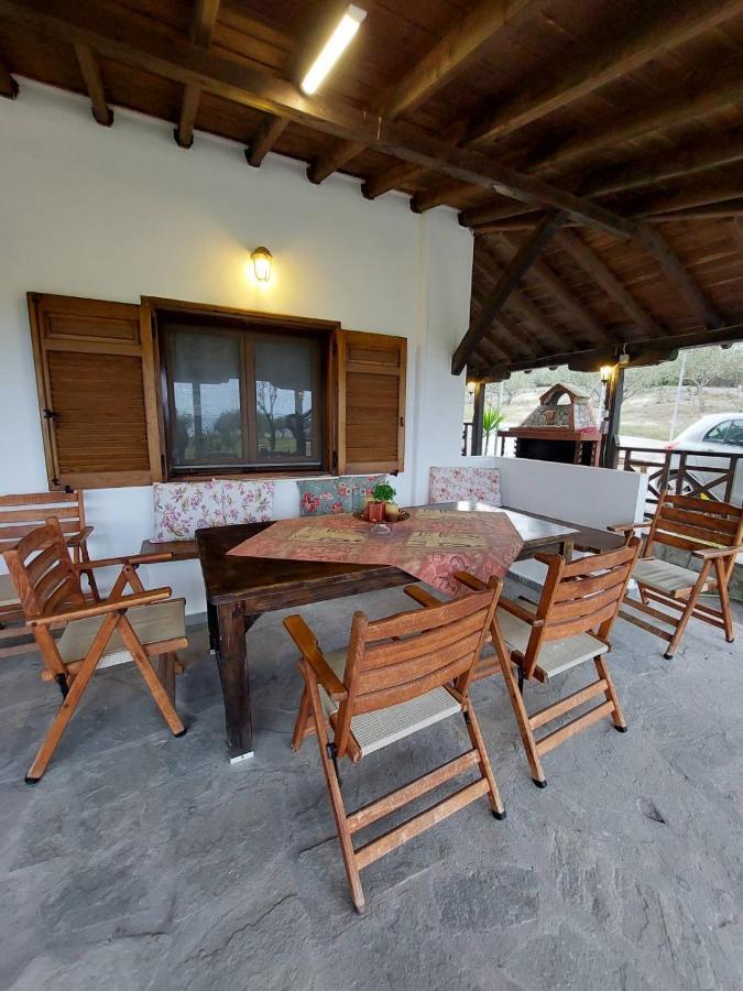 Villa Elli'S House Ierissós Esterno foto